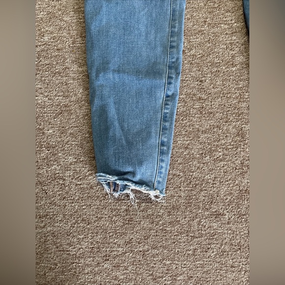 American eagle Women's size 10 dream Blue Distressed Jeans - Picture 4 of 13